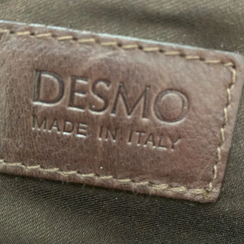 Desmo animal print with leather strap - Picture 6 of 6